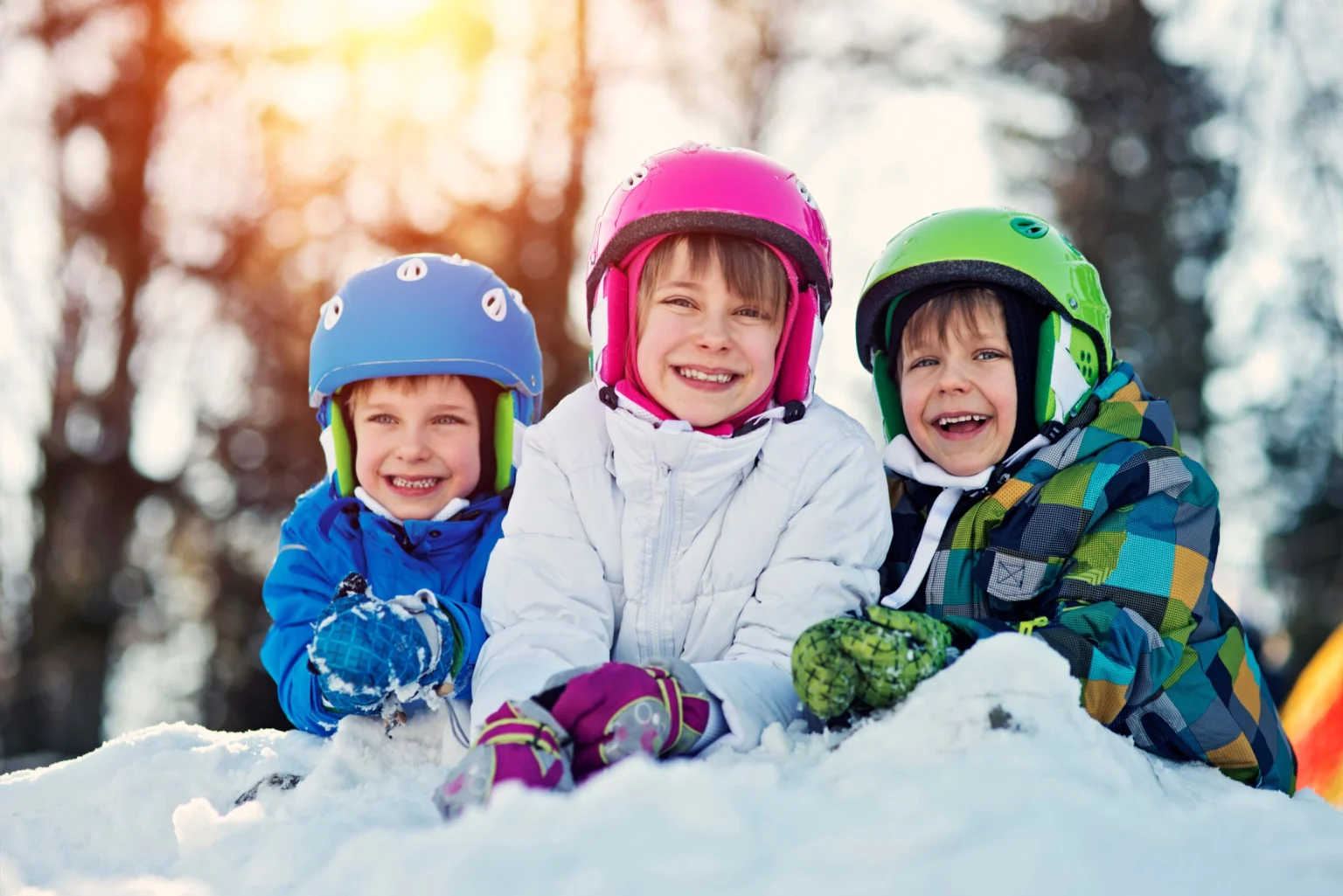 Kinder im Schnee istock kleine Auflösung